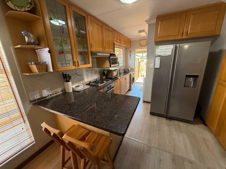 3 Bedroom Property for Sale in Doringkloof Gauteng