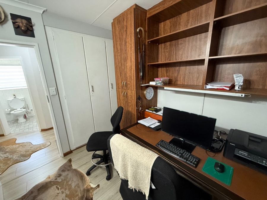 3 Bedroom Property for Sale in Doringkloof Gauteng