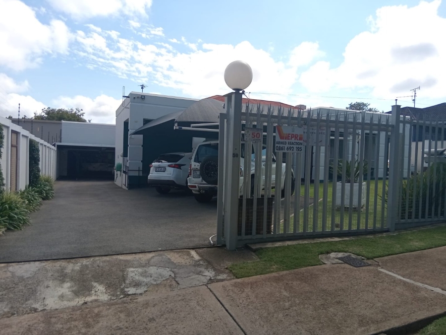 3 Bedroom Property for Sale in Monument Gauteng