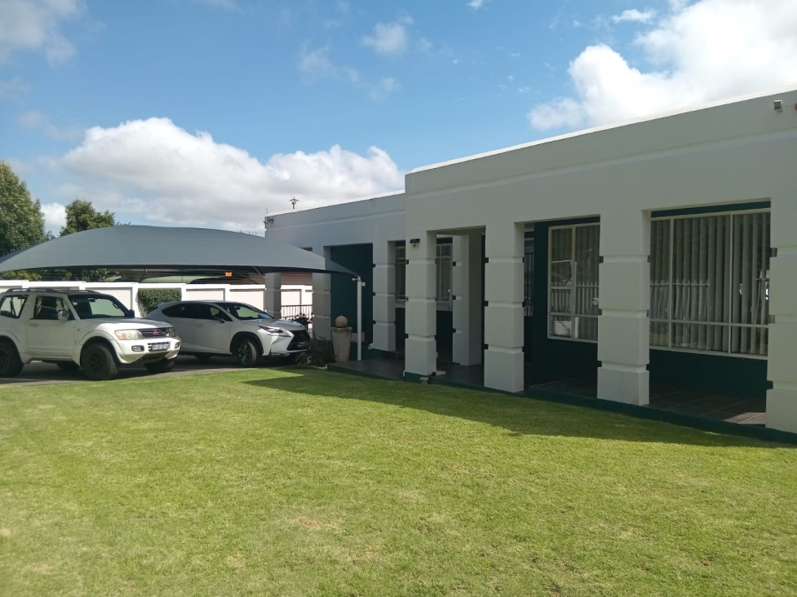 3 Bedroom Property for Sale in Monument Gauteng