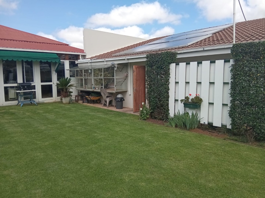 3 Bedroom Property for Sale in Monument Gauteng
