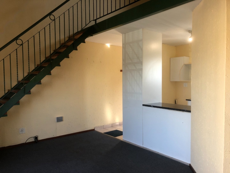 2 Bedroom Property for Sale in Bromhof Gauteng