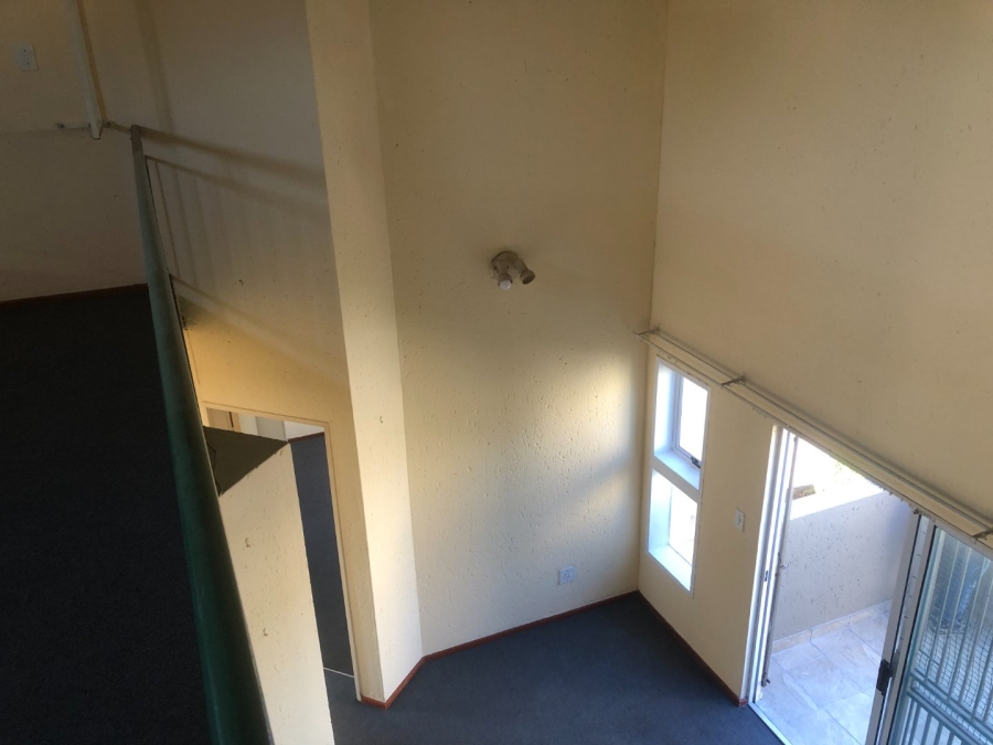 2 Bedroom Property for Sale in Bromhof Gauteng