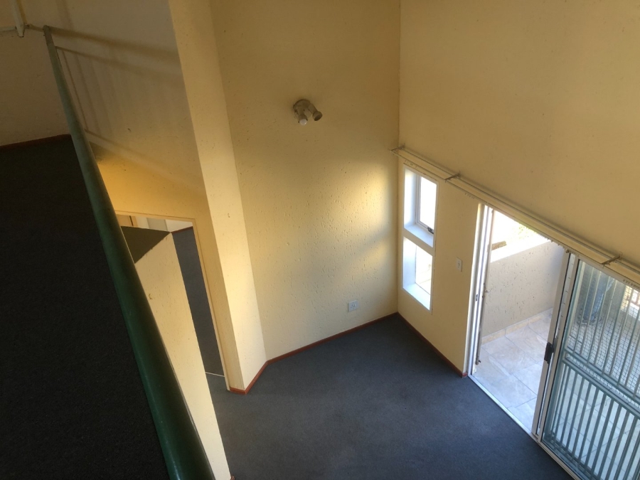 2 Bedroom Property for Sale in Bromhof Gauteng