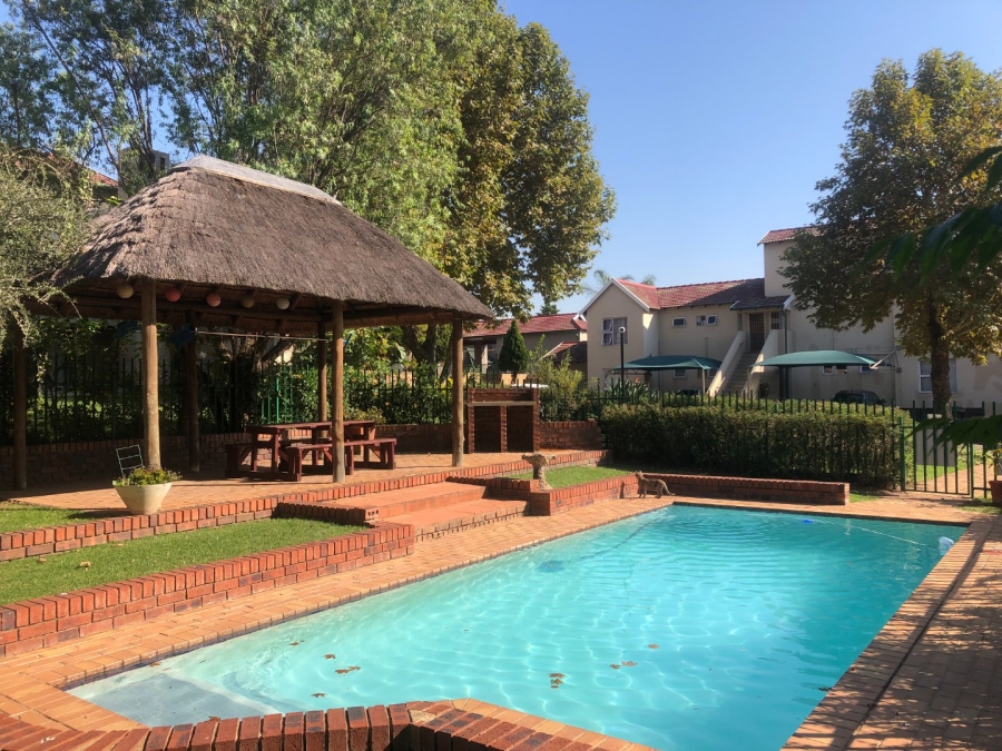 2 Bedroom Property for Sale in Bromhof Gauteng