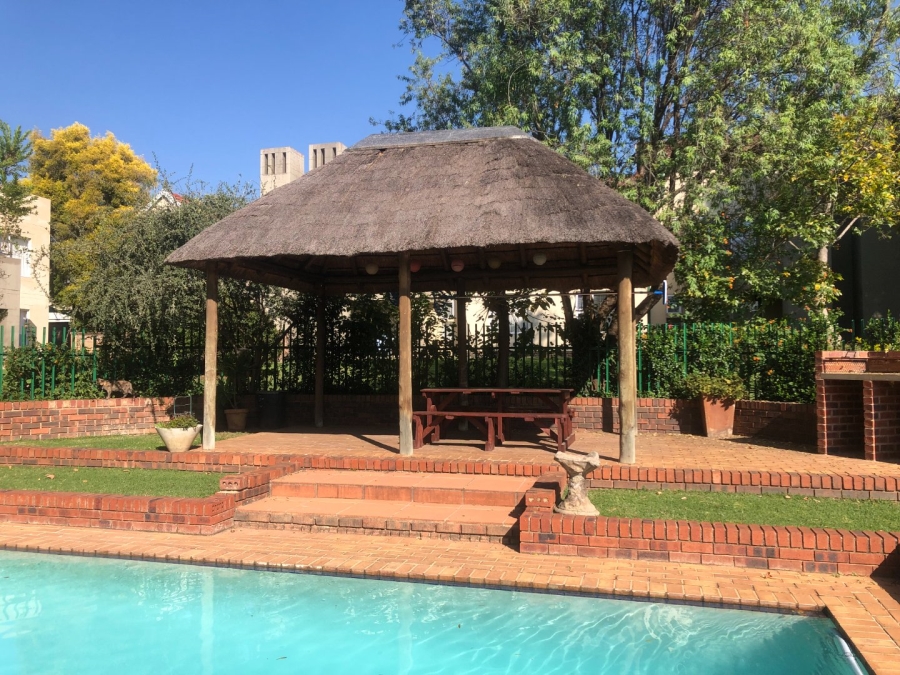 2 Bedroom Property for Sale in Bromhof Gauteng