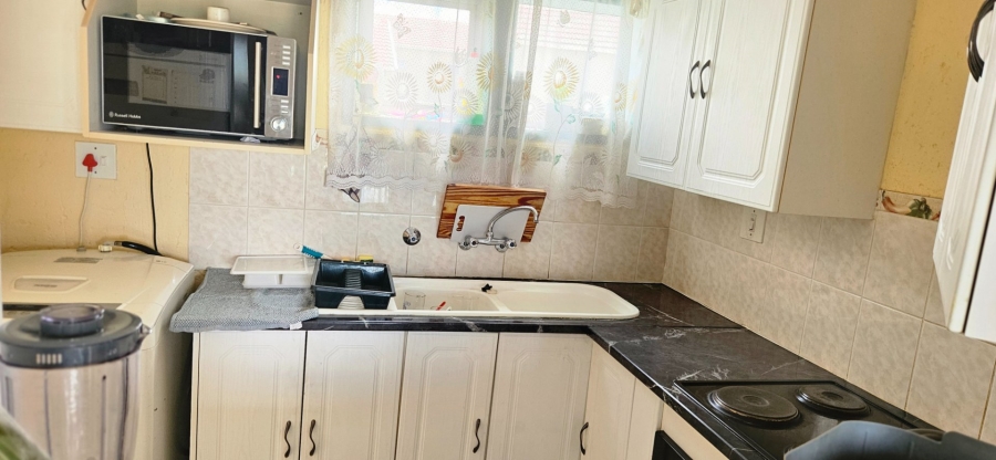 2 Bedroom Property for Sale in Bromhof Gauteng