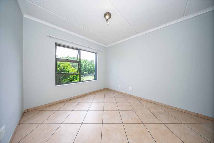 2 Bedroom Property for Sale in Greenstone Hill Gauteng