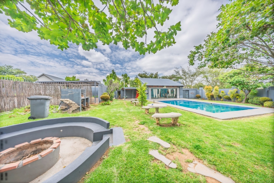 2 Bedroom Property for Sale in Greenstone Hill Gauteng