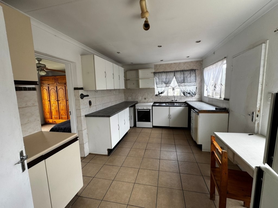 4 Bedroom Property for Sale in Birchleigh Gauteng