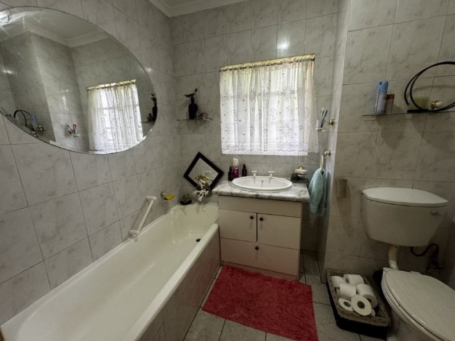 4 Bedroom Property for Sale in Birchleigh Gauteng