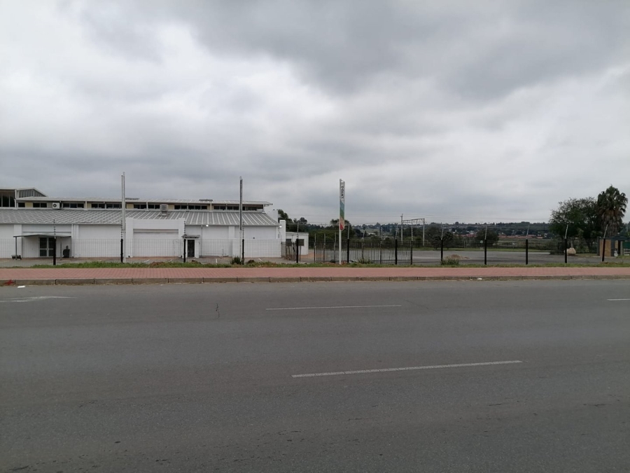 To Let commercial Property for Rent in Kempton Park Central Gauteng