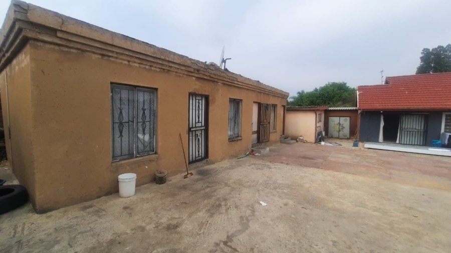 3 Bedroom Property for Sale in Birchleigh North Gauteng