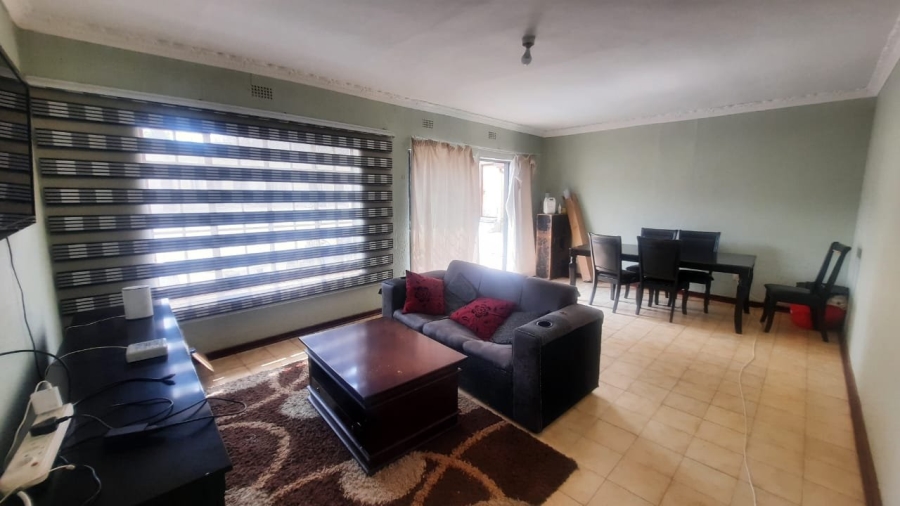 3 Bedroom Property for Sale in Birchleigh North Gauteng