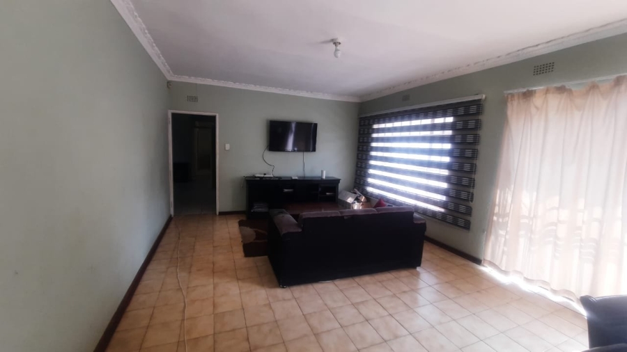 3 Bedroom Property for Sale in Birchleigh North Gauteng