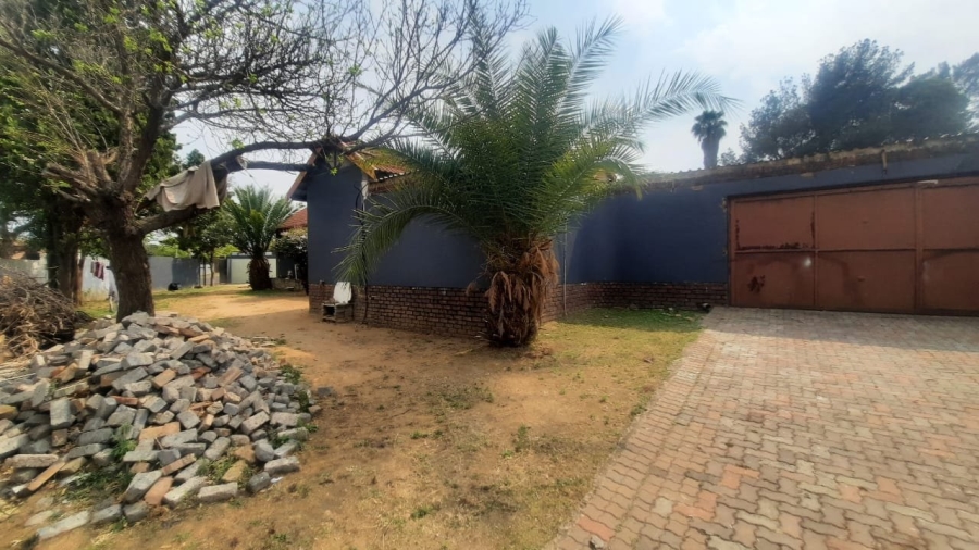3 Bedroom Property for Sale in Birchleigh North Gauteng