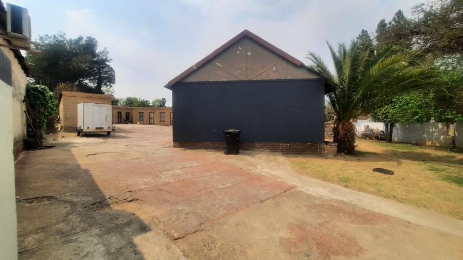 3 Bedroom Property for Sale in Birchleigh North Gauteng