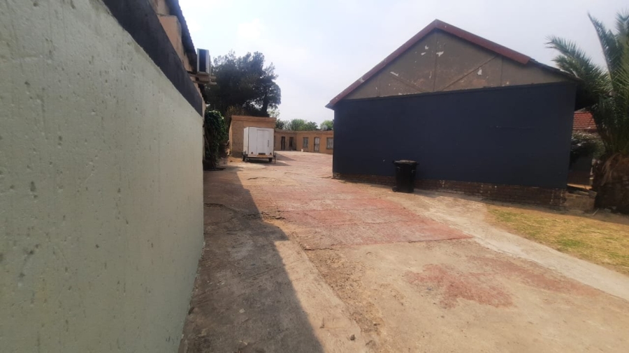 3 Bedroom Property for Sale in Birchleigh North Gauteng