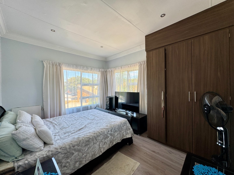 3 Bedroom Property for Sale in Lyttelton Manor Gauteng