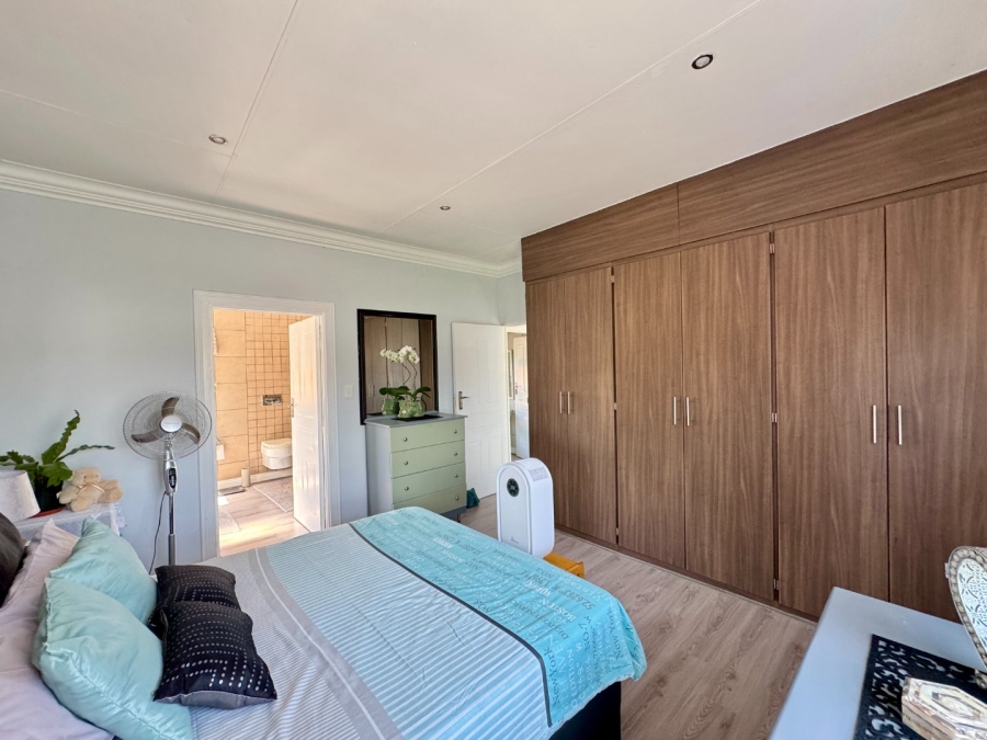 3 Bedroom Property for Sale in Lyttelton Manor Gauteng