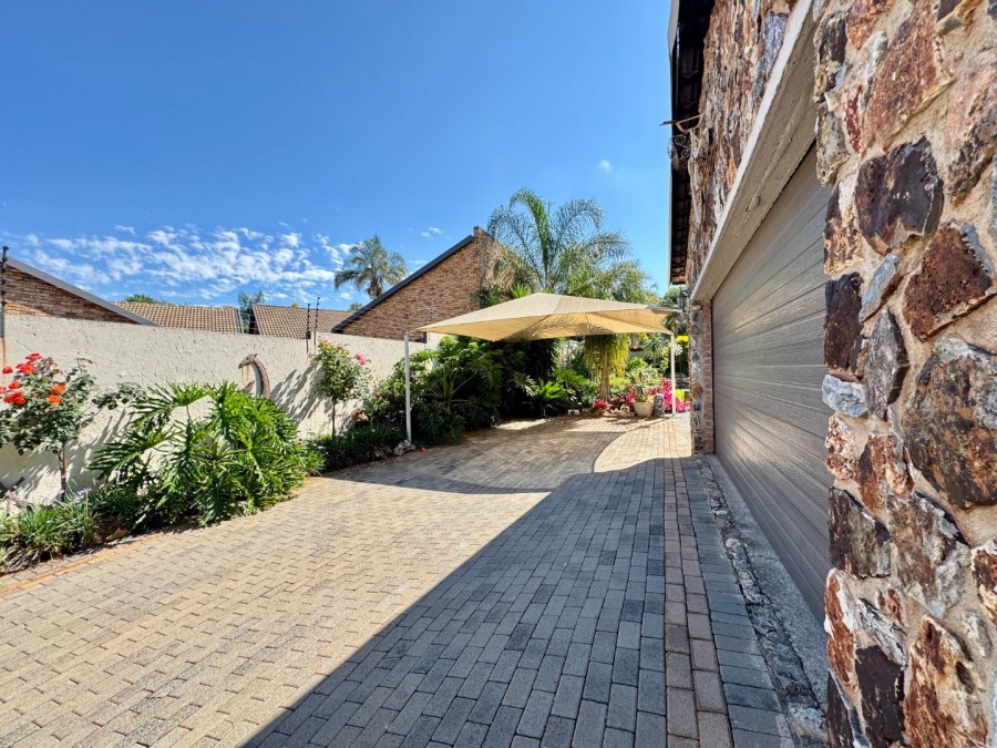 3 Bedroom Property for Sale in Lyttelton Manor Gauteng