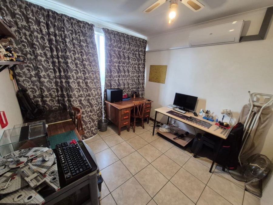 To Let 3 Bedroom Property for Rent in La Montagne Gauteng