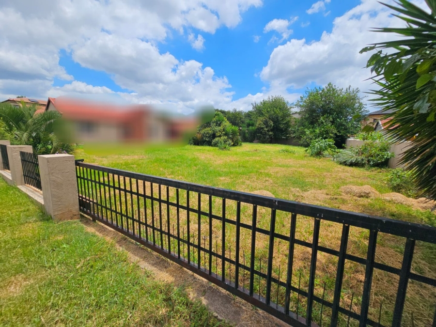 Commercial Property for Sale in Monavoni Gauteng