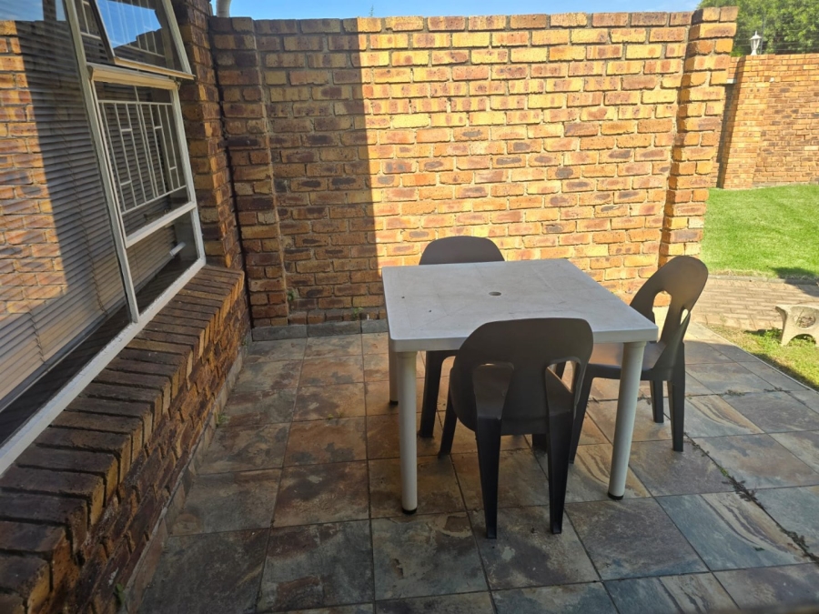 1 Bedroom Property for Sale in Witfield Gauteng