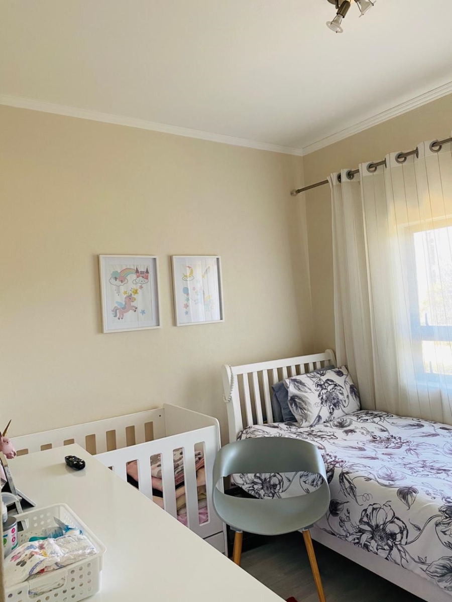 To Let 2 Bedroom Property for Rent in Jackal Creek Golf Estate Gauteng