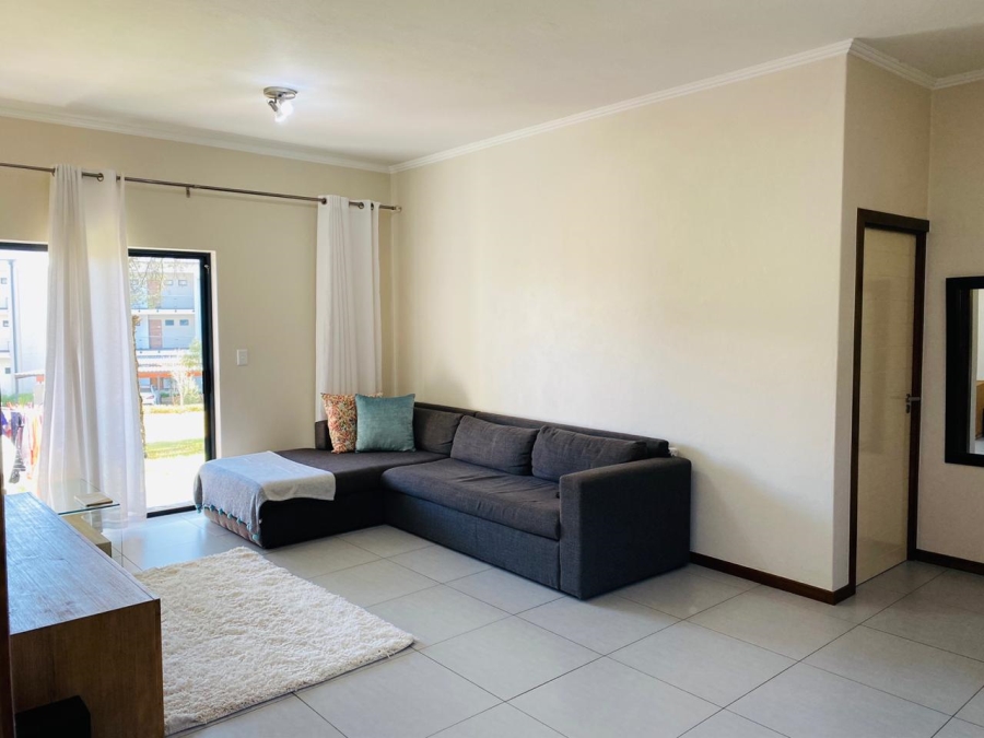 To Let 2 Bedroom Property for Rent in Jackal Creek Golf Estate Gauteng