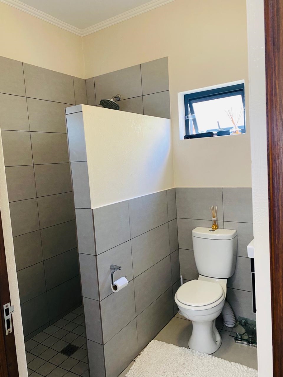 To Let 2 Bedroom Property for Rent in Jackal Creek Golf Estate Gauteng