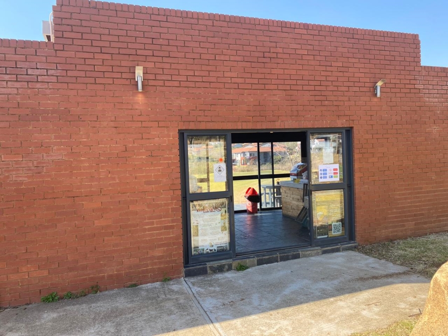 To Let 2 Bedroom Property for Rent in Jackal Creek Golf Estate Gauteng