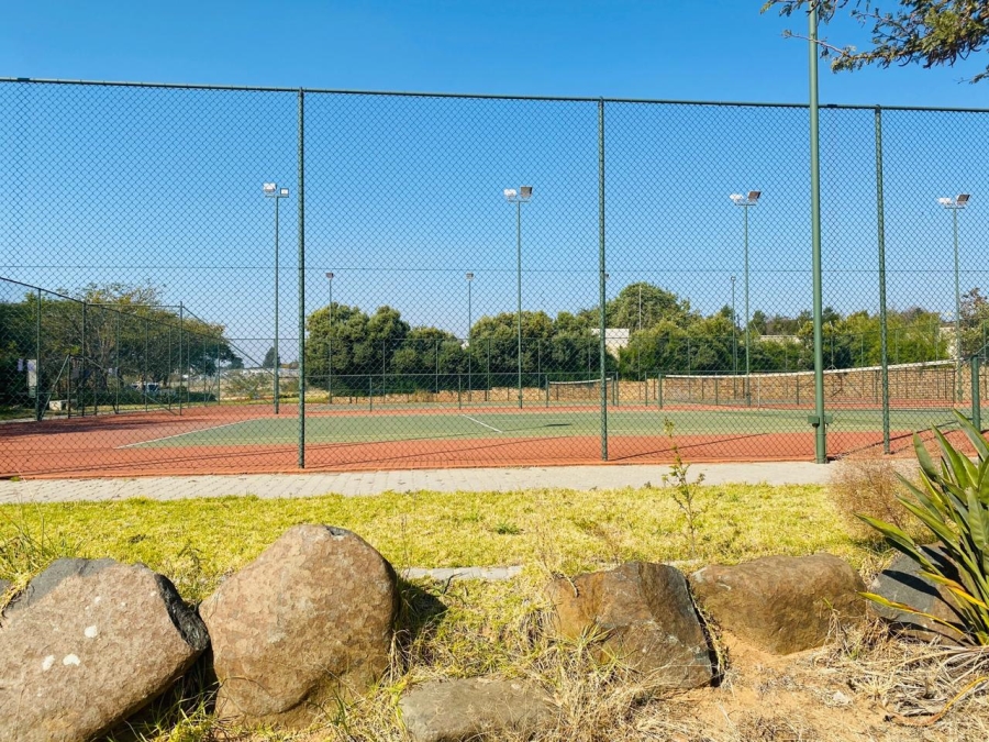 To Let 2 Bedroom Property for Rent in Jackal Creek Golf Estate Gauteng