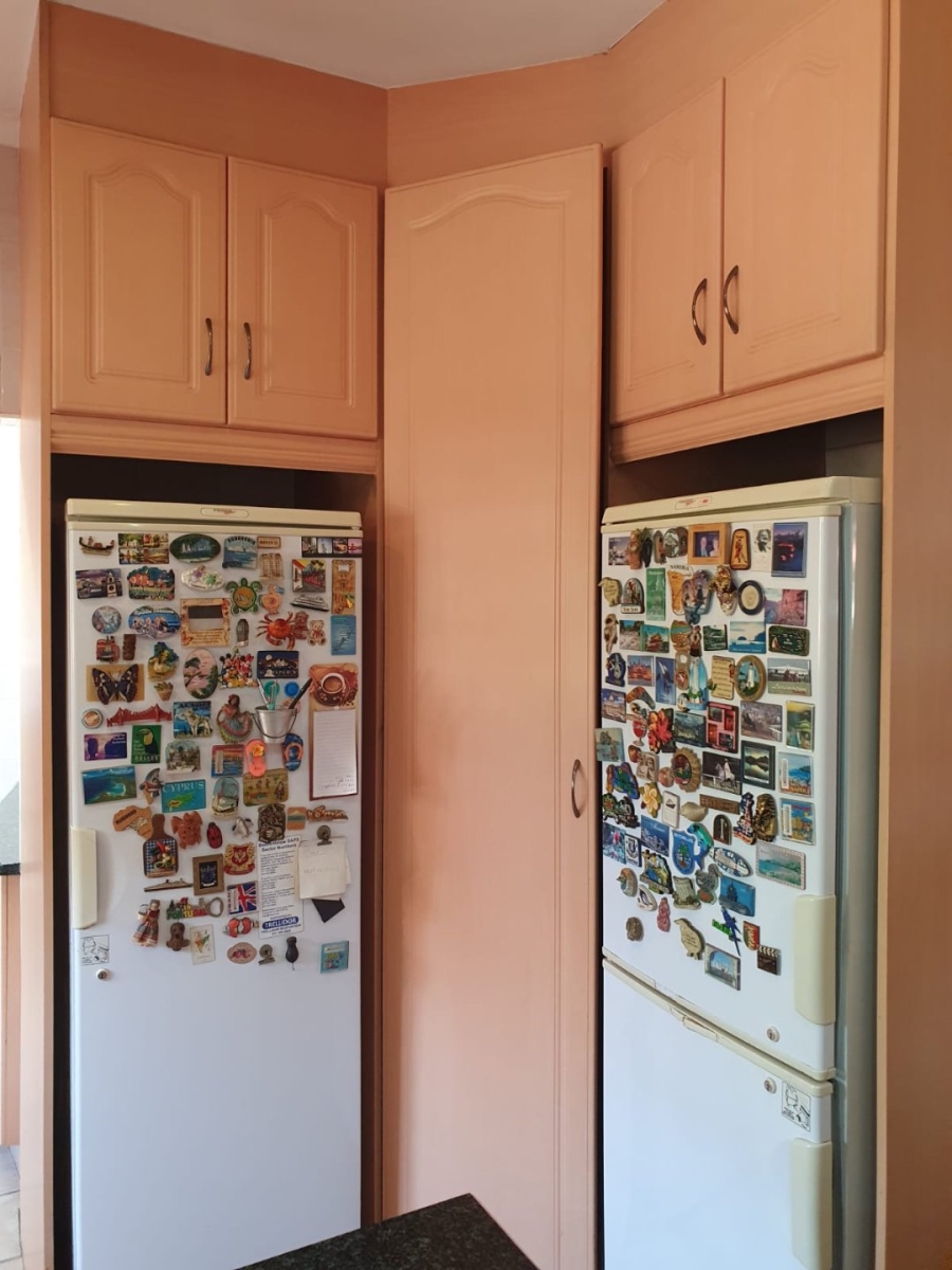 4 Bedroom Property for Sale in Dowerglen Ext 2 Gauteng