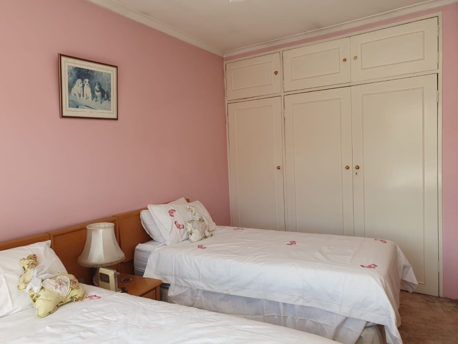 4 Bedroom Property for Sale in Dowerglen Ext 2 Gauteng