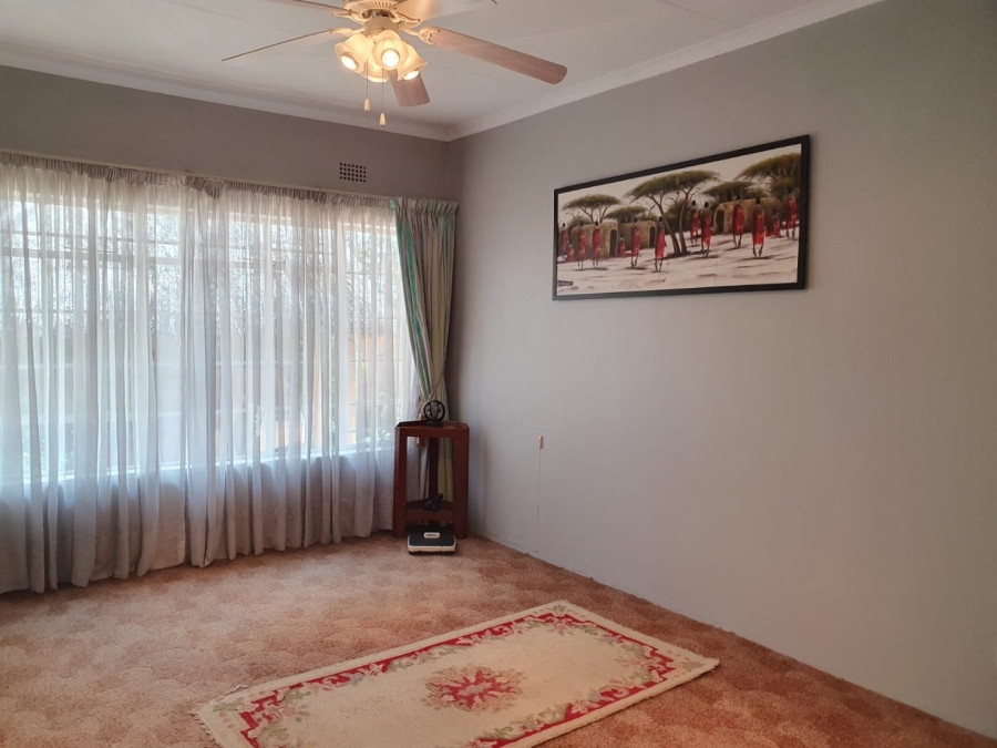 4 Bedroom Property for Sale in Dowerglen Ext 2 Gauteng