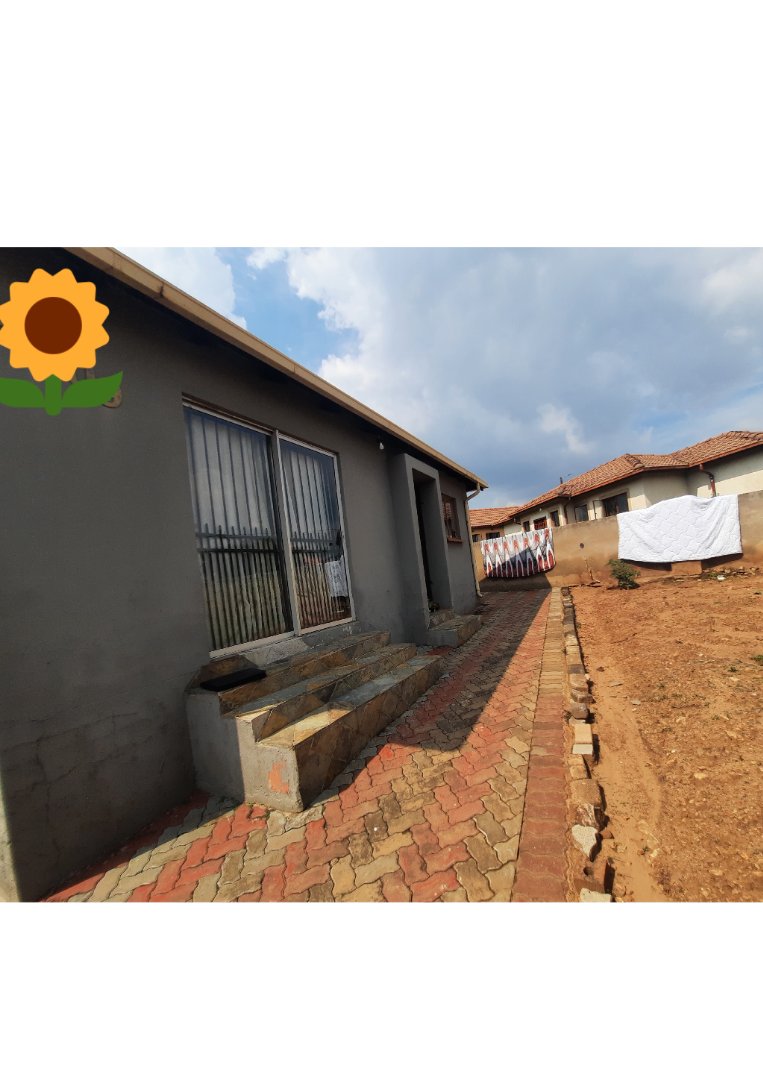 3 Bedroom Property for Sale in Clayville Gauteng