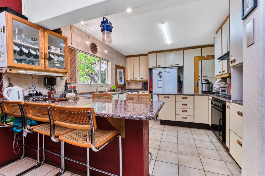 5 Bedroom Property for Sale in Northcliff Gauteng