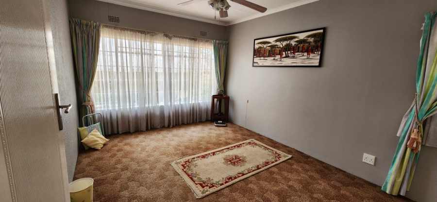 4 Bedroom Property for Sale in Dowerglen Ext 2 Gauteng