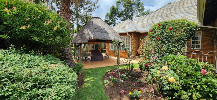 4 Bedroom Property for Sale in Dowerglen Ext 2 Gauteng