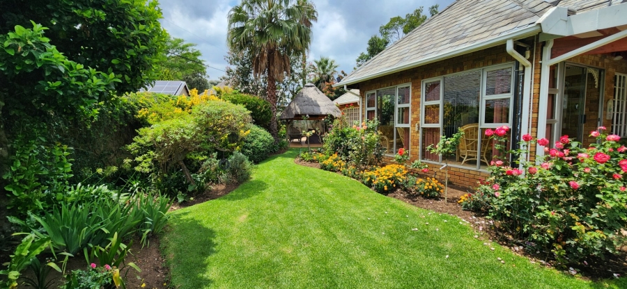 4 Bedroom Property for Sale in Dowerglen Ext 2 Gauteng