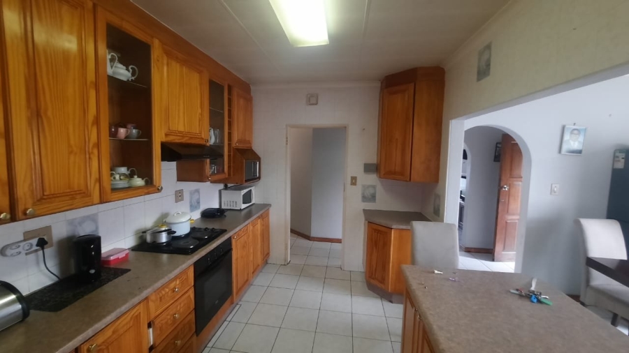 3 Bedroom Property for Sale in Birchleigh North Gauteng