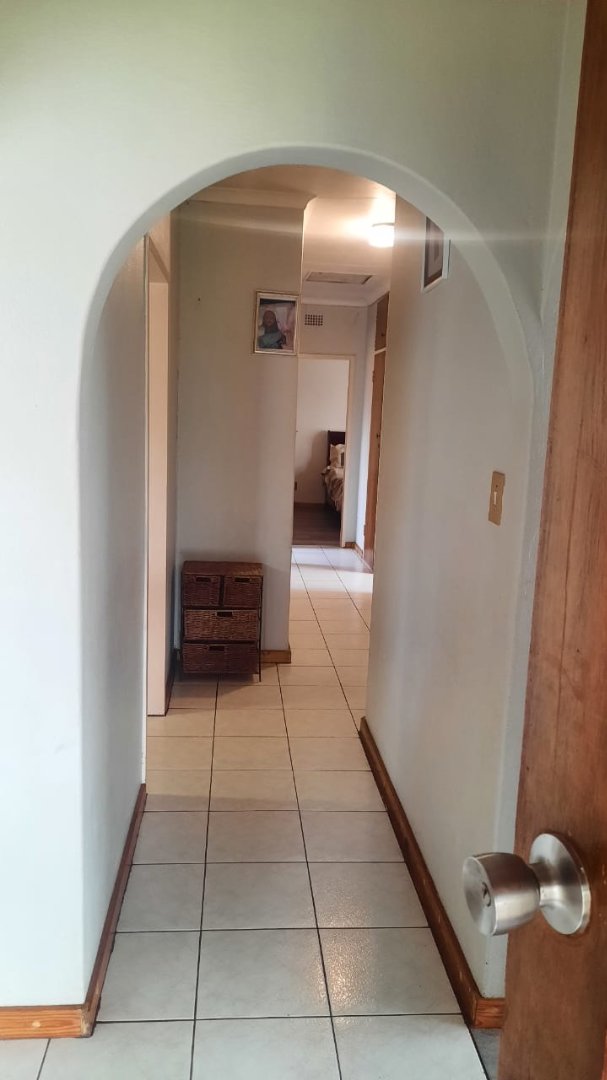 3 Bedroom Property for Sale in Birchleigh North Gauteng