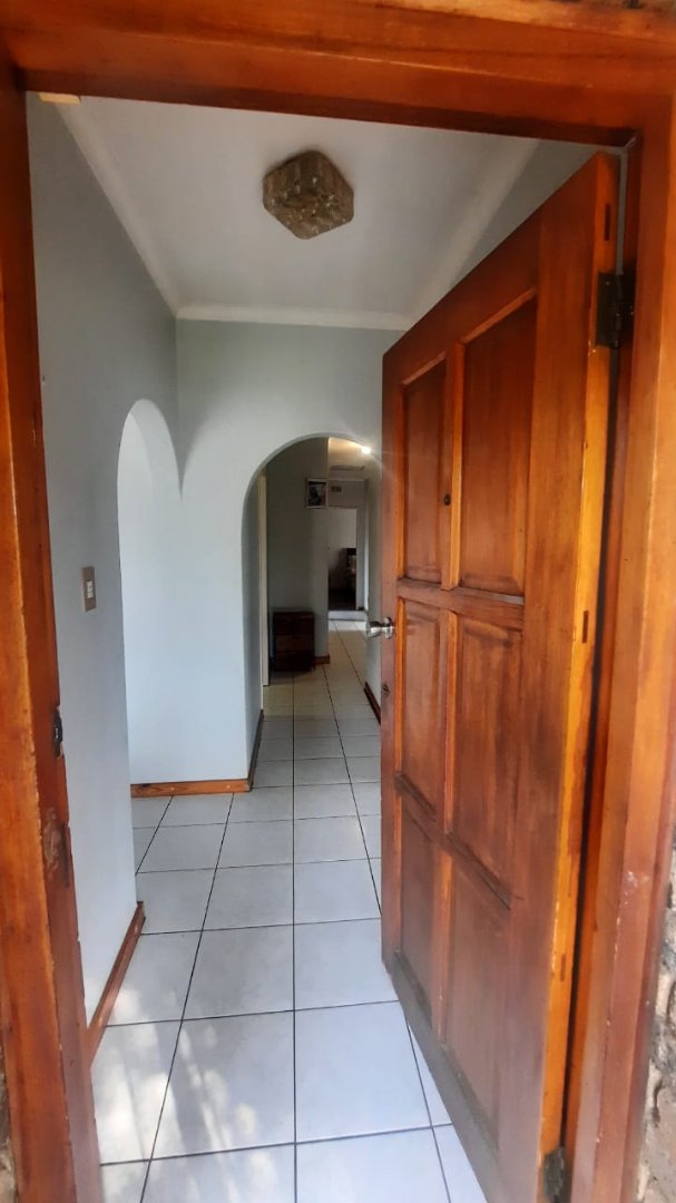3 Bedroom Property for Sale in Birchleigh North Gauteng