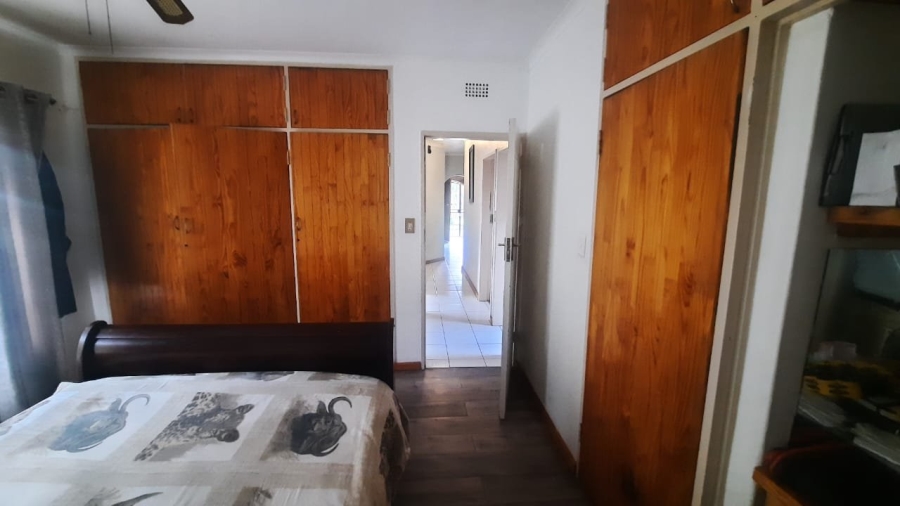 3 Bedroom Property for Sale in Birchleigh North Gauteng