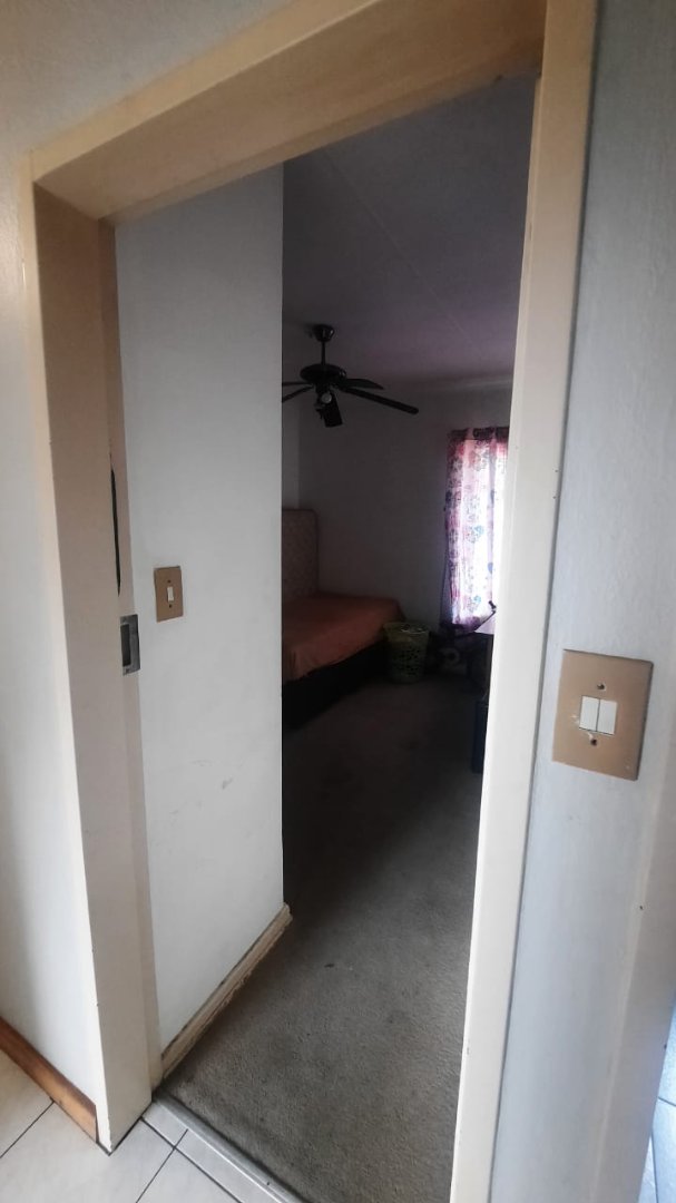 3 Bedroom Property for Sale in Birchleigh North Gauteng