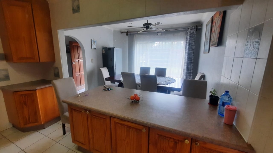 3 Bedroom Property for Sale in Birchleigh North Gauteng