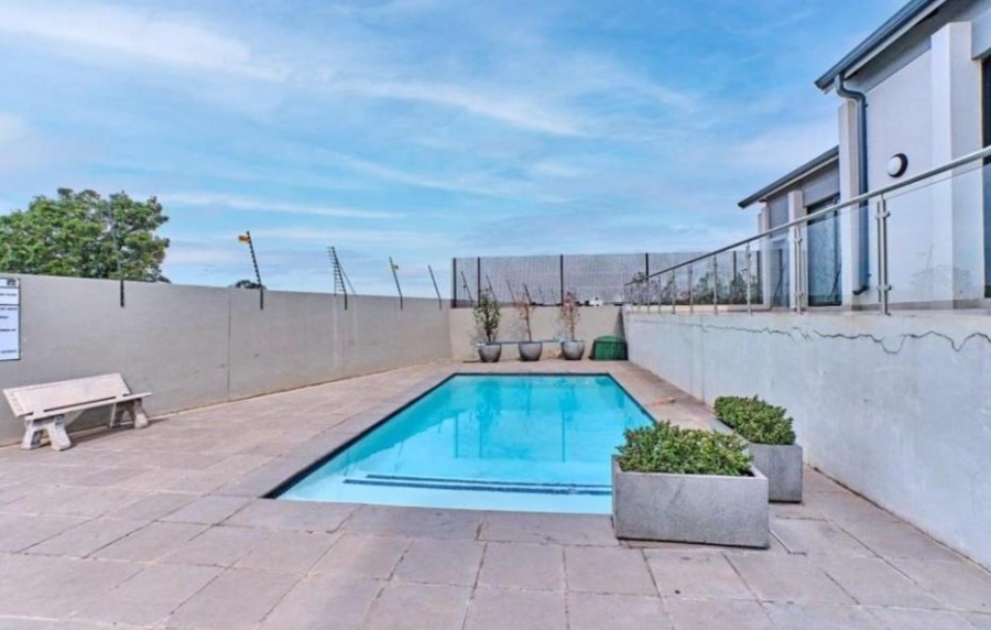 To Let 2 Bedroom Property for Rent in Carlswald Gauteng