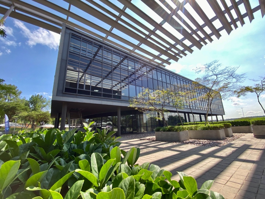 To Let commercial Property for Rent in Woodmead Gauteng