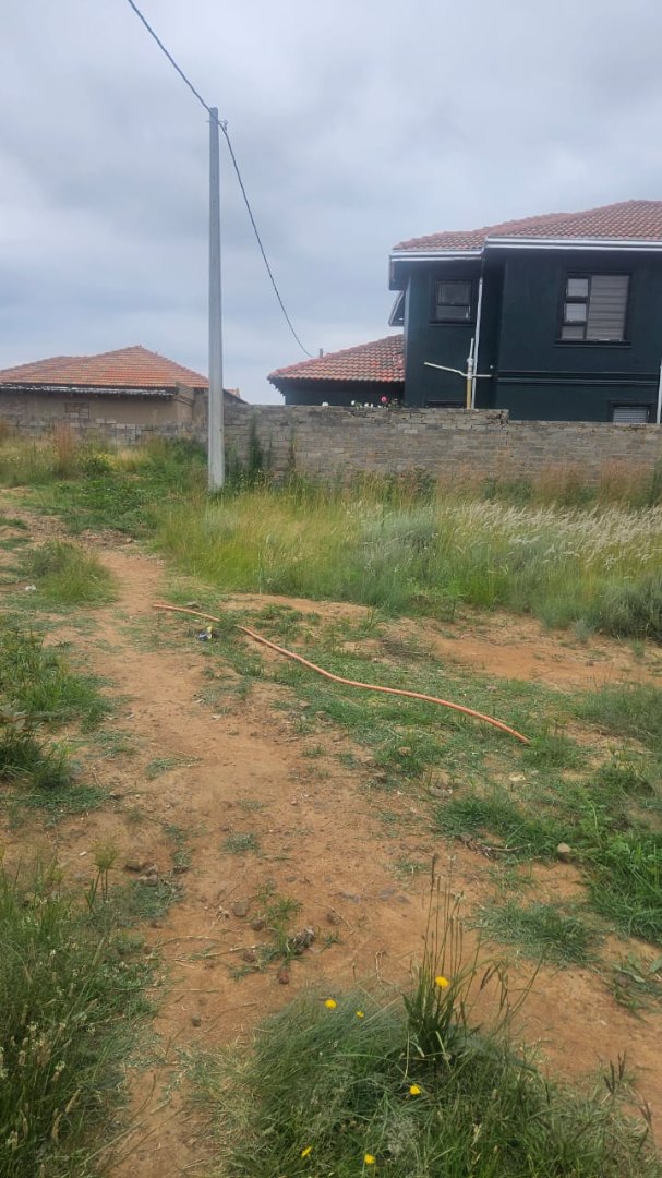  Bedroom Property for Sale in Mohlakeng Gauteng